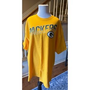 Green Bay Packers NFL Team Apparel Yellow T Shirt Mens Size 2XL, small stain